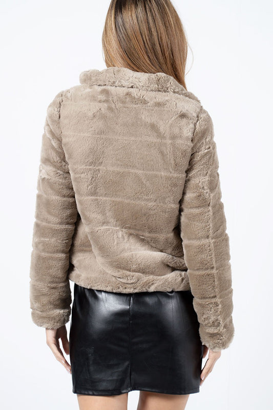 Γούνα κοντή με φερμουάρ