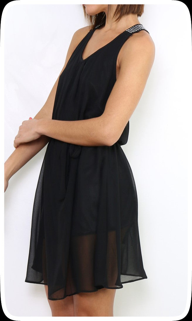 Φόρεμα με σχέδιο στην πλάτη