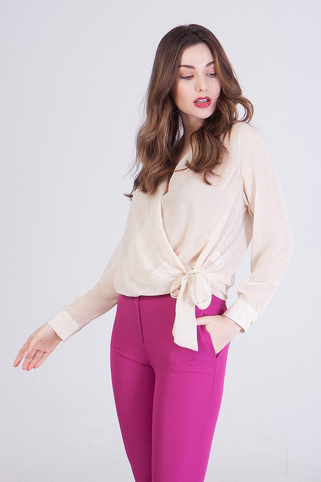 Μπλούζα με λεπτομέρειες