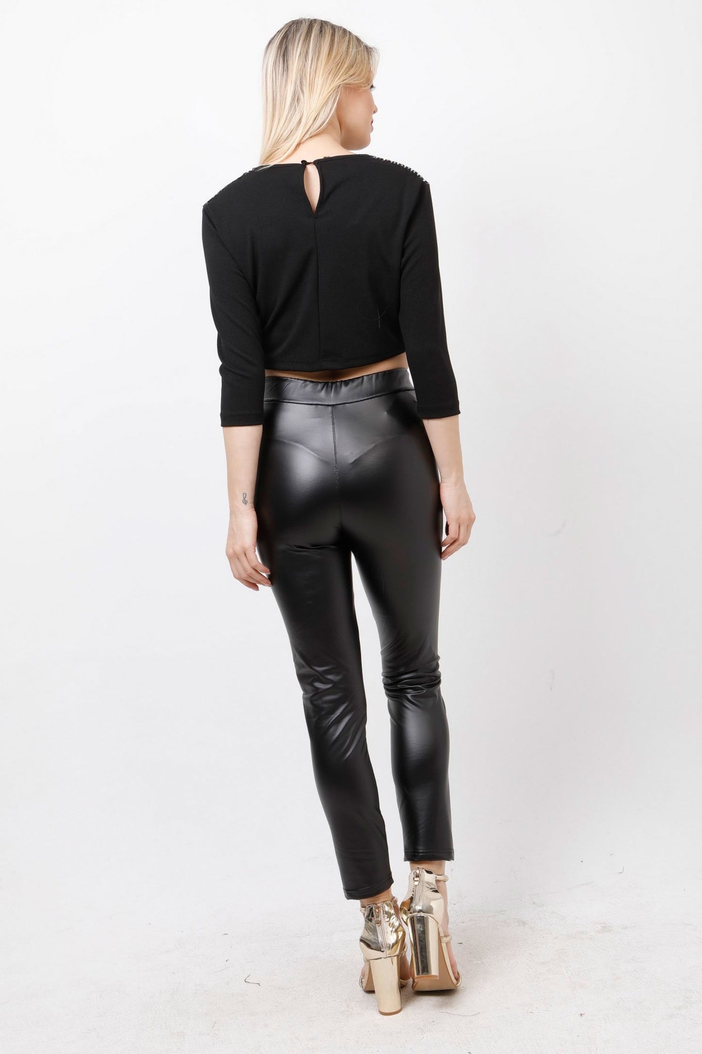 Κολάν από δερματίνη