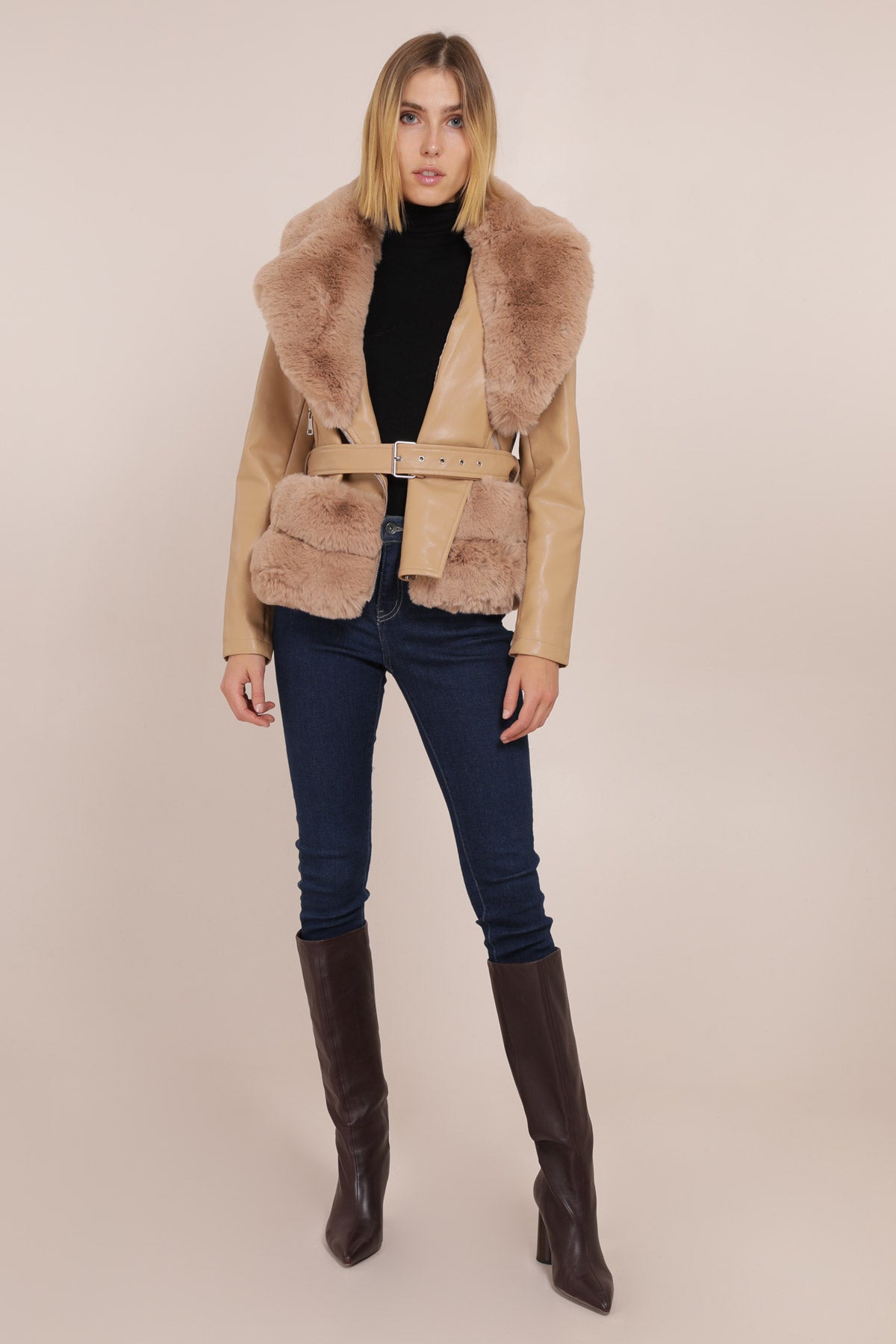 Jacket δερματίνης με γούνα