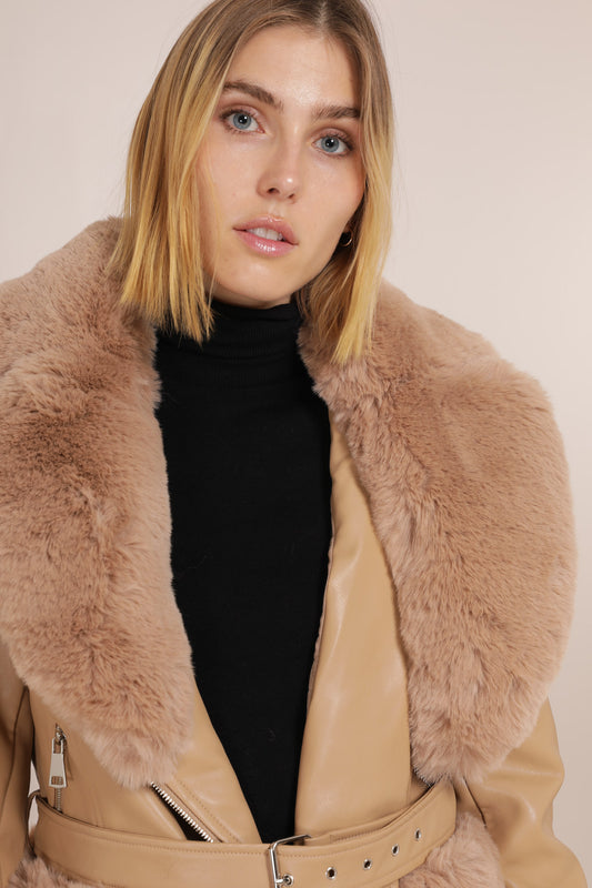 Jacket δερματίνης με γούνα