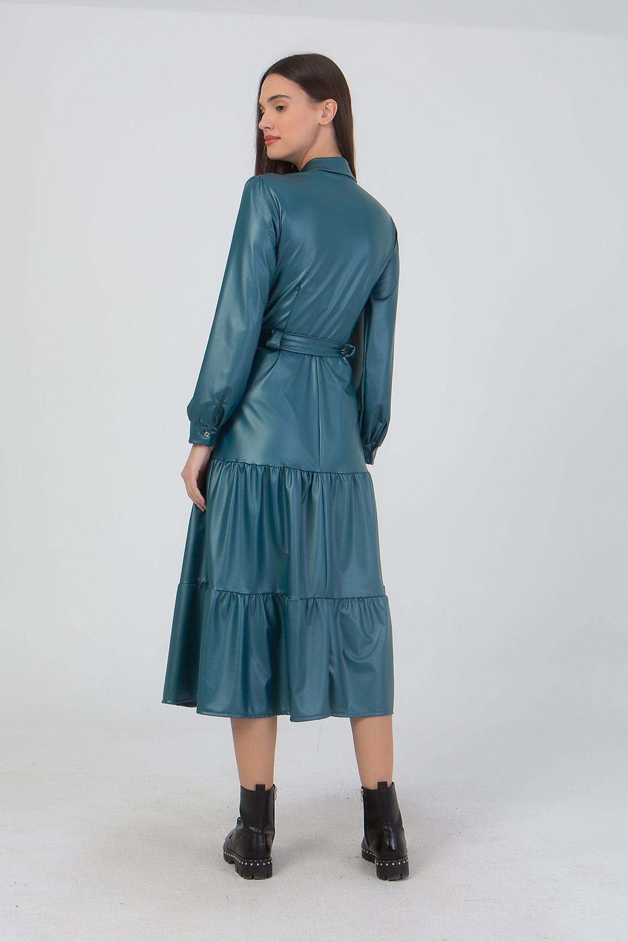 Φόρεμα σεμιζιέ δερματίνης