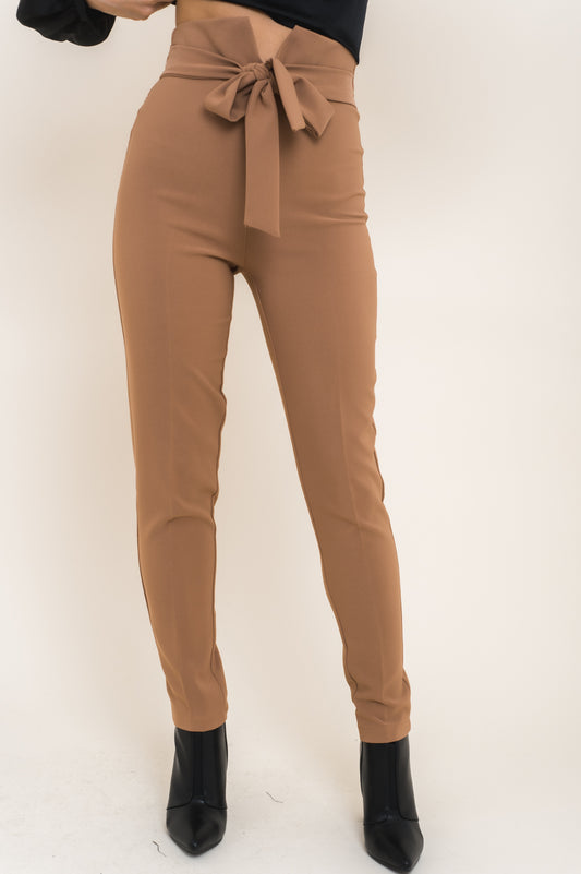 Παντελόνι ψηλόμεσο με ζώνη