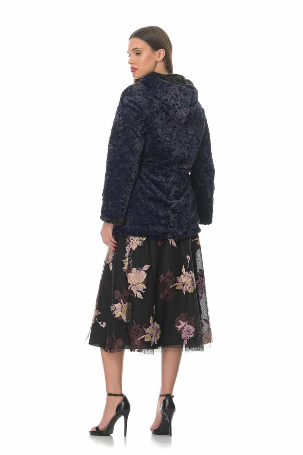 Ζακέτα με γουνάκι μπουκλέ