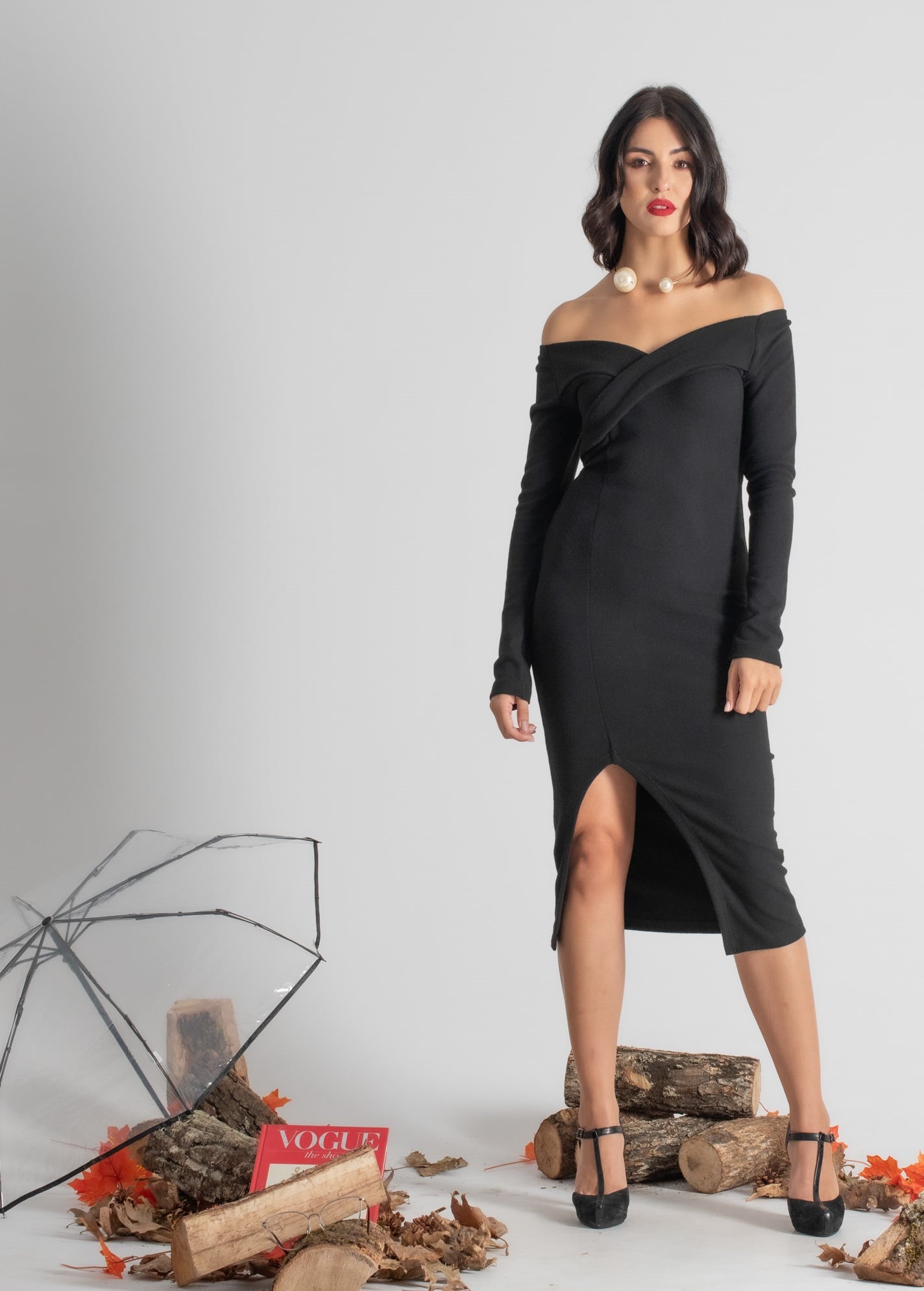 Φόρεμα midi έξωμο