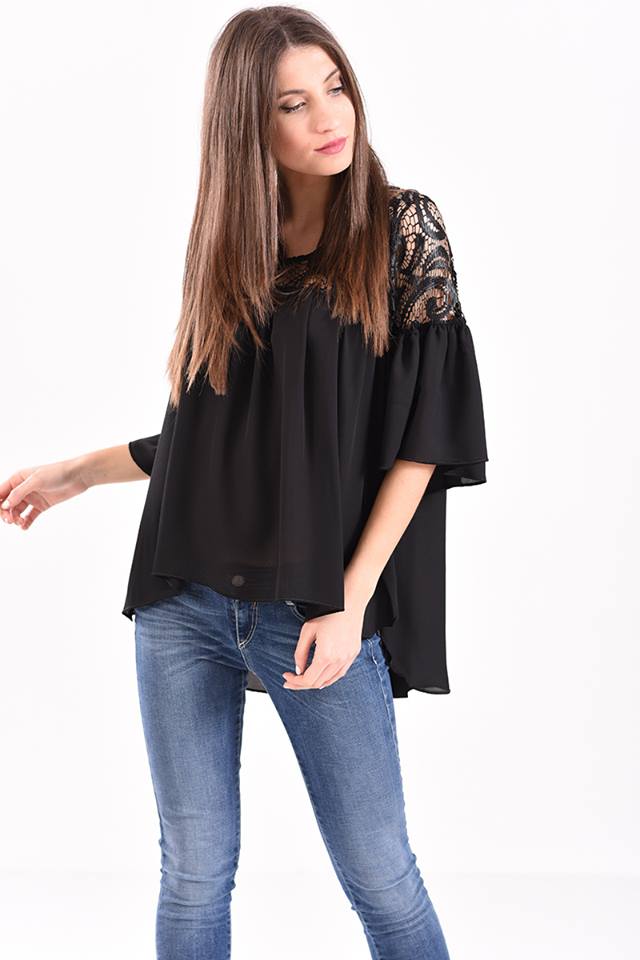 Μπλούζα με δανδέλα και φαρδιά μανίκια