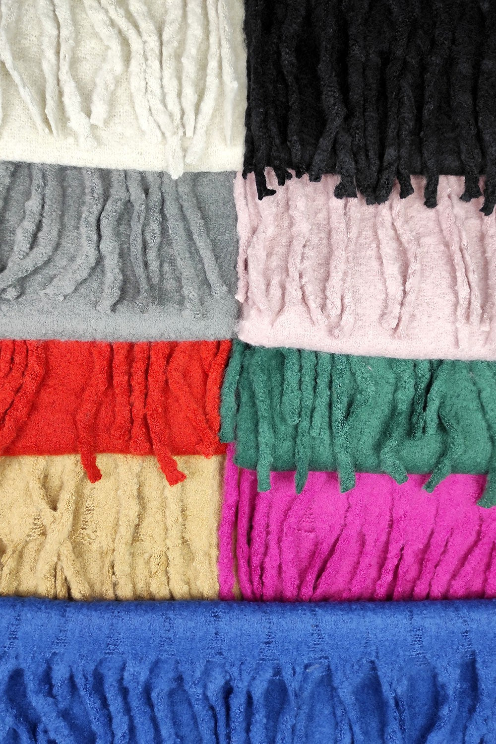 Κασκόλ πλεκτό χνουδωτό