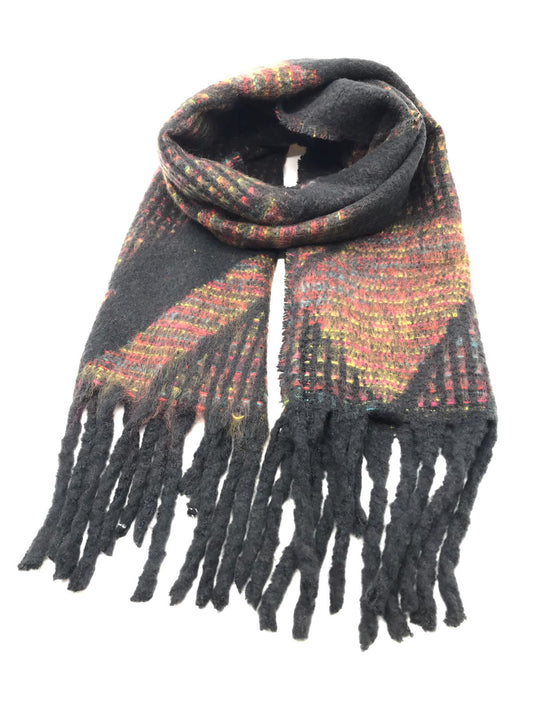 Μάλλινο κασκόλ