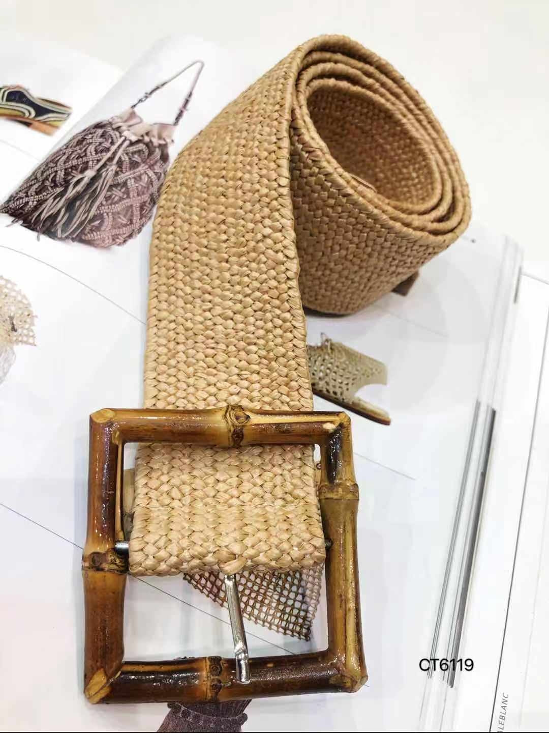 Ζώνη με αγκράφα