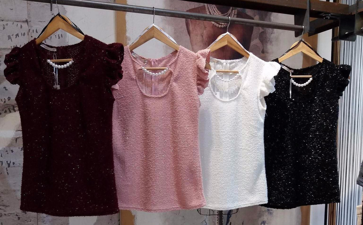 Top lurex πλεκτό με τσόκερ και πέρλες