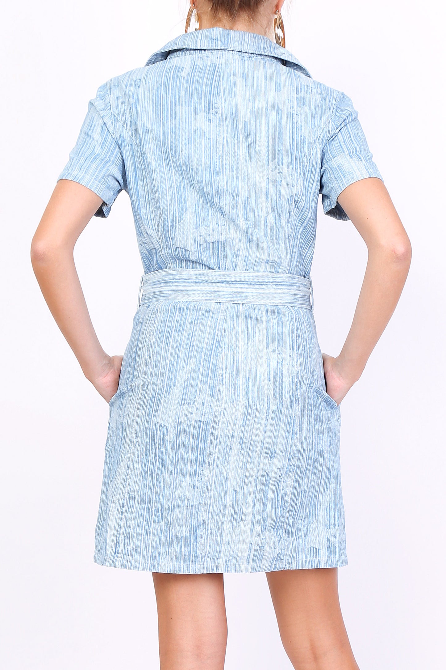 Φόρεμα mini denim σεμιζιέ