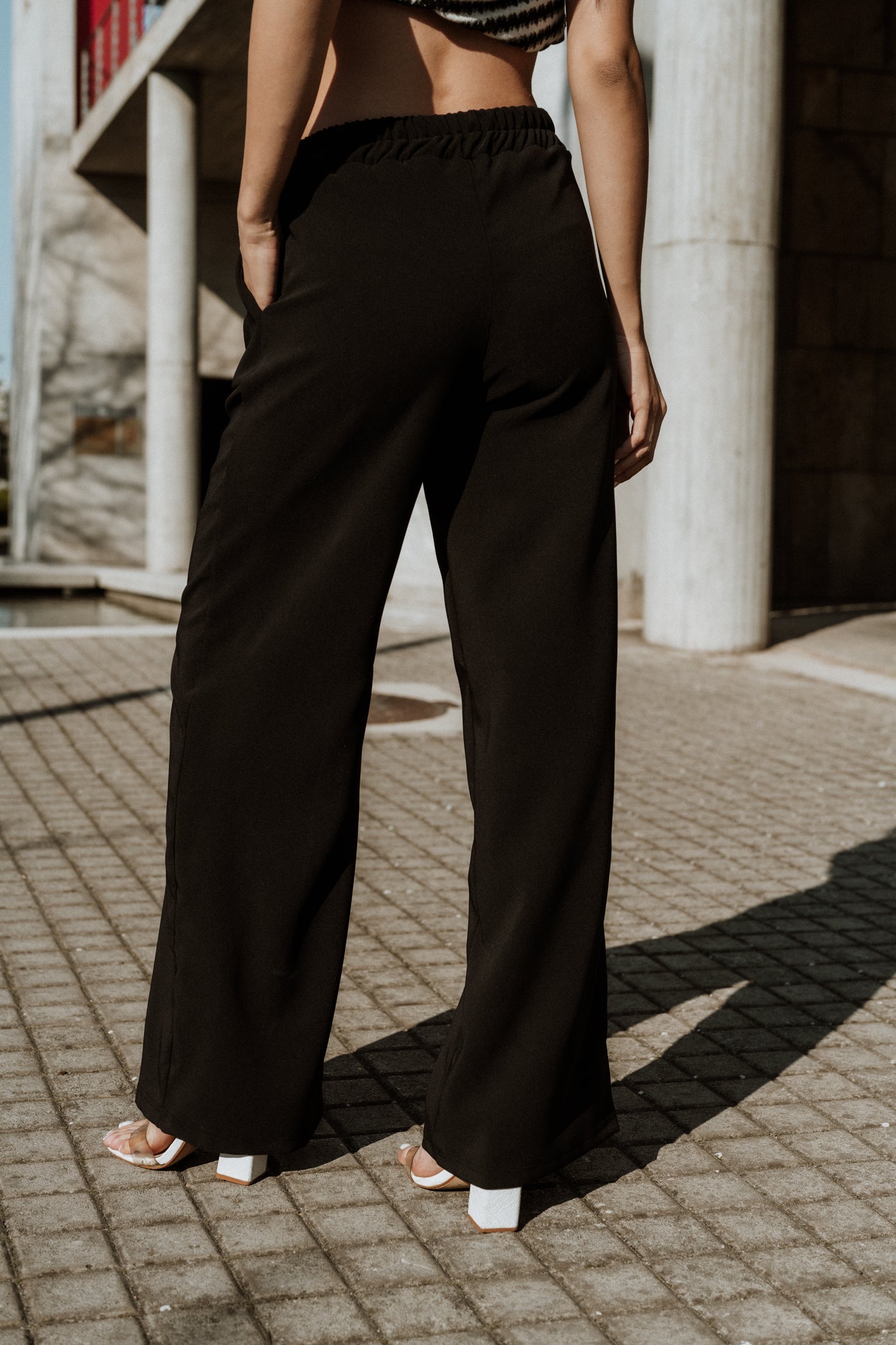 Παντελόνα με λάστιχο