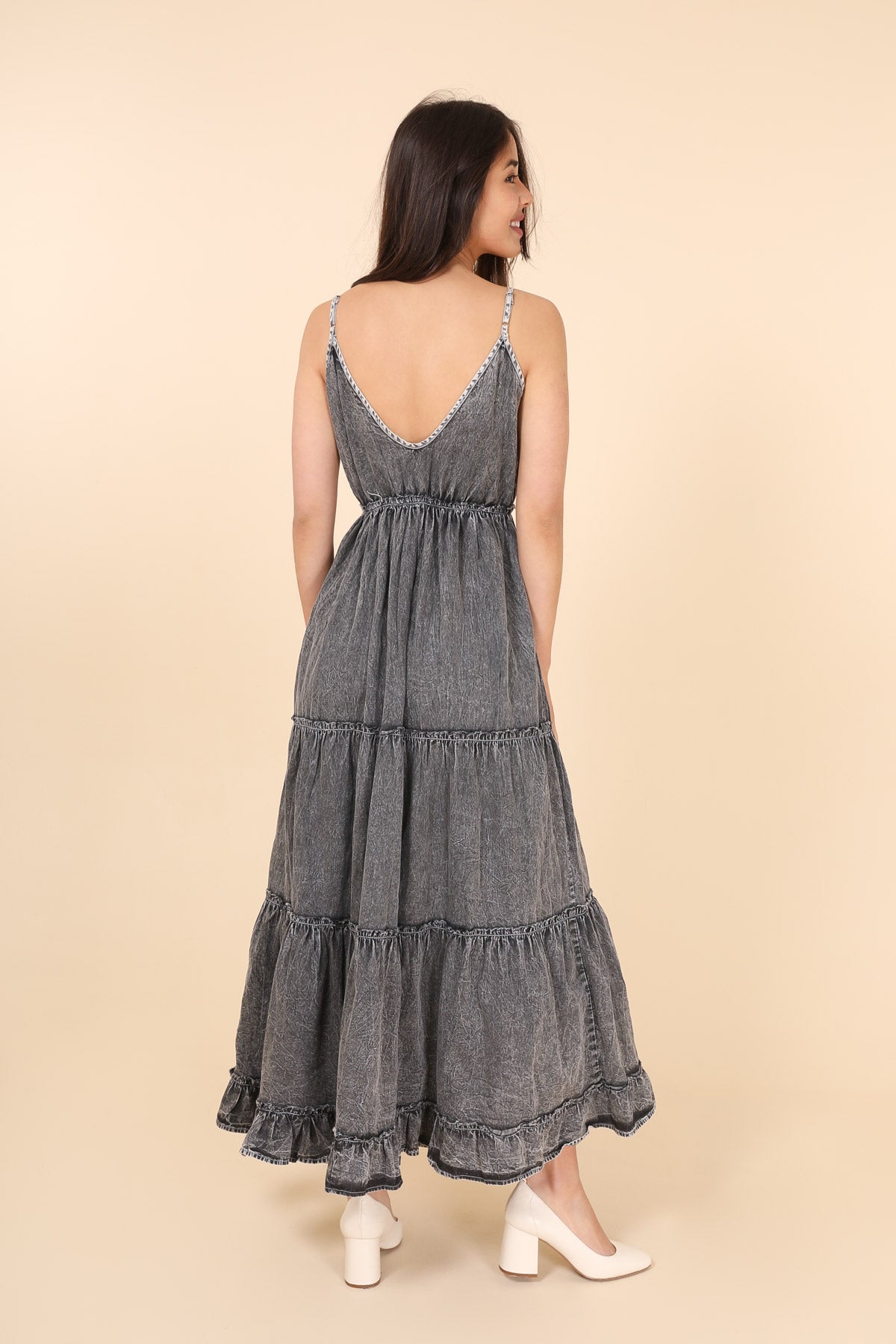 Φόρεμα denim maxi με κέντημα