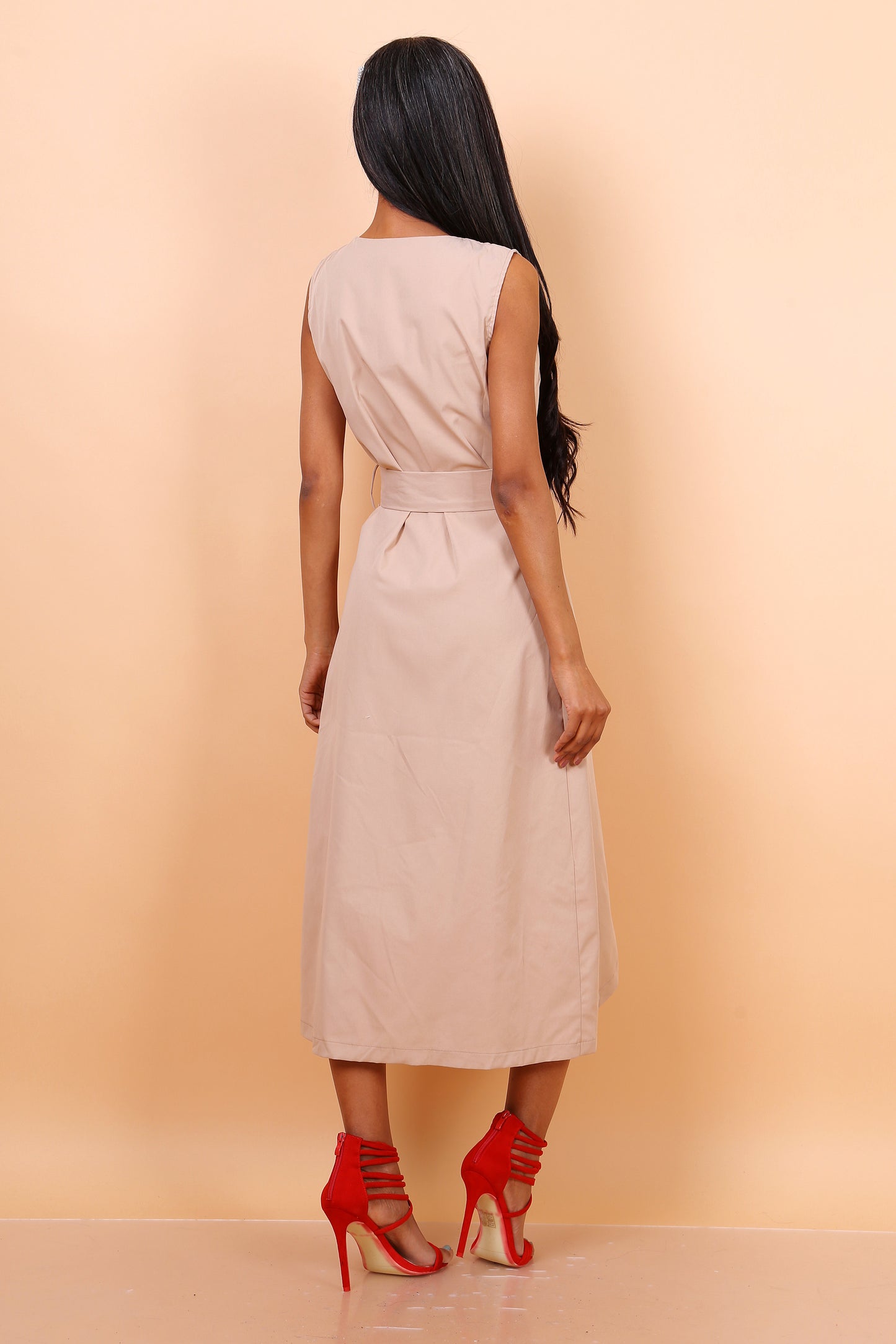 Φόρεμα αμάνικο midi