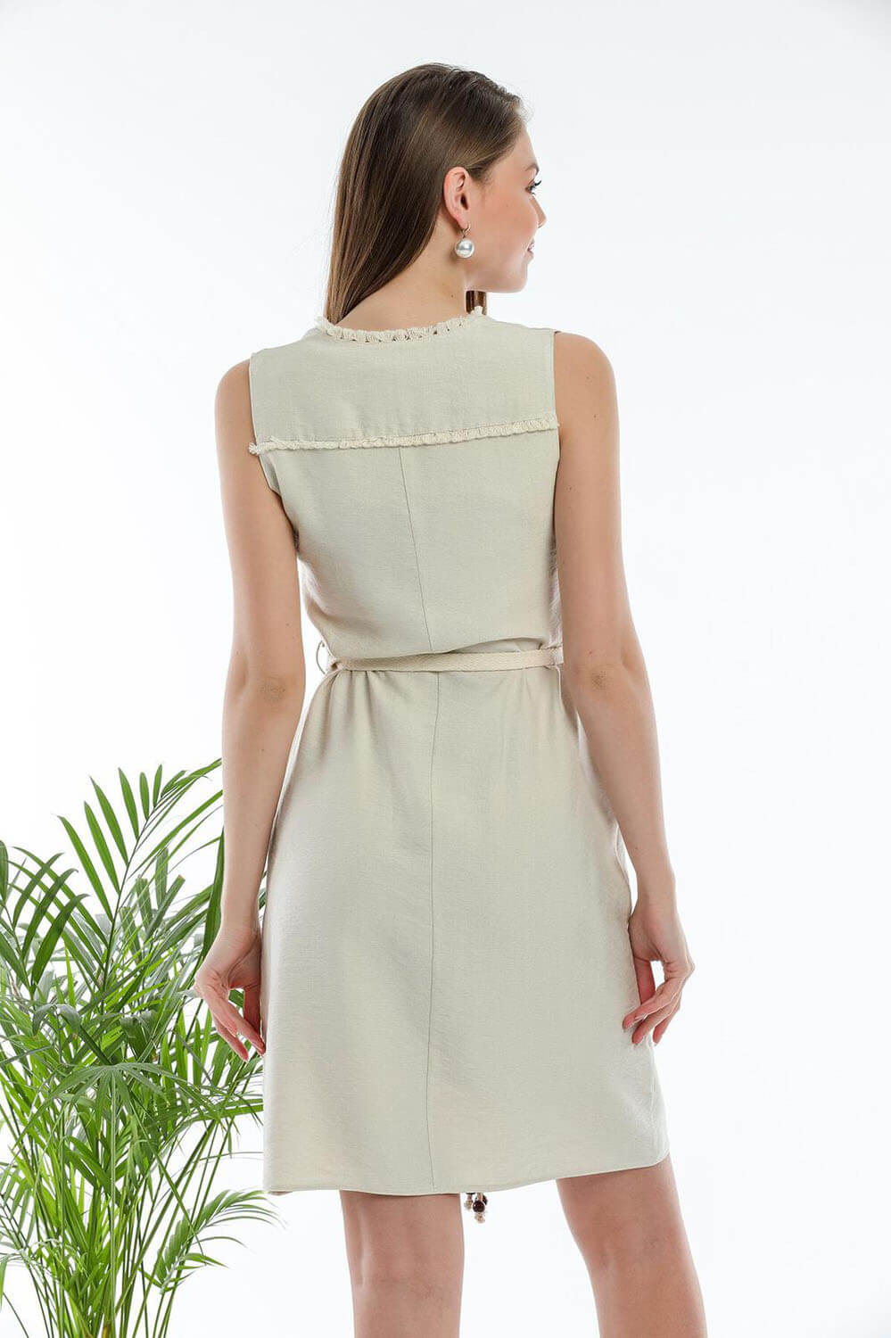 Φόρεμα mini με ξέφτια