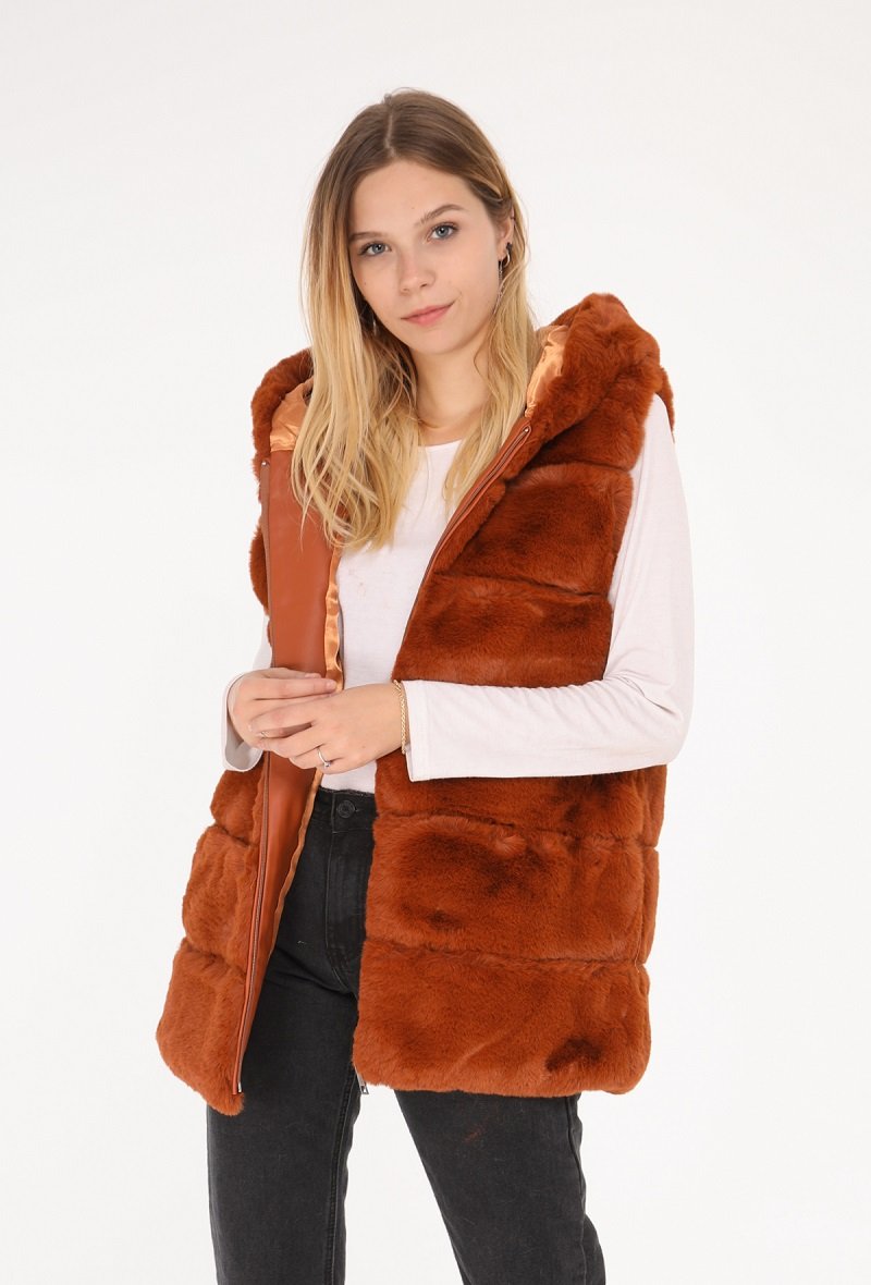 Γιλέκο fluffy με κουκούλα