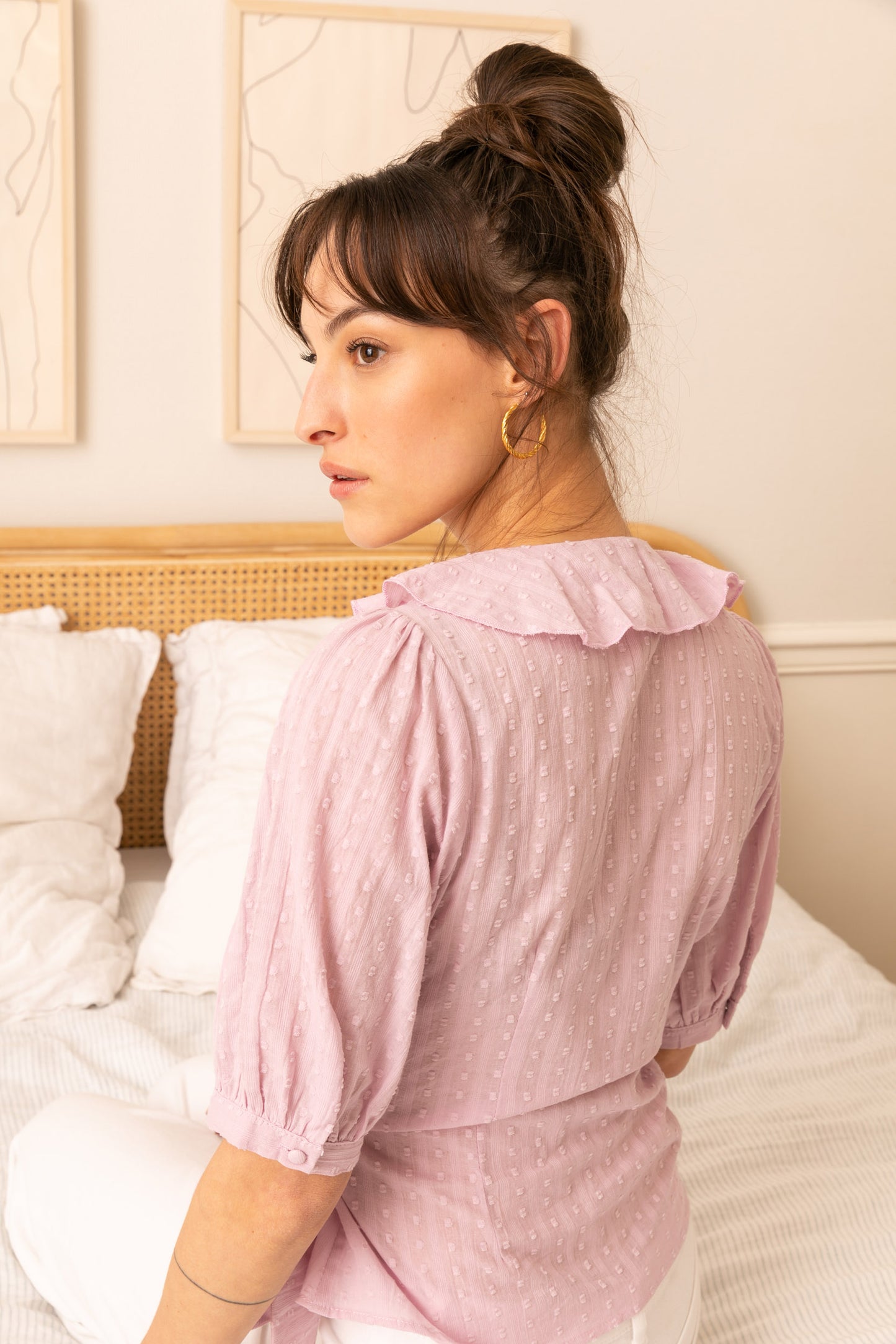 Μπλούζα κρουαζέ με βολάν