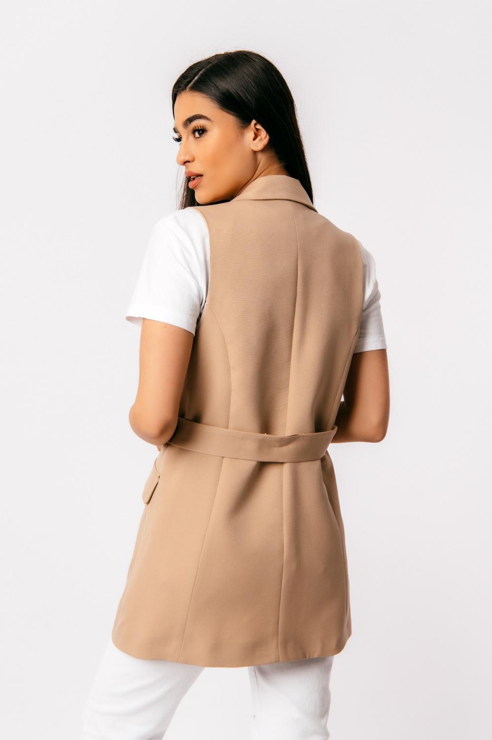 Blazer αμάνικο με ζώνη