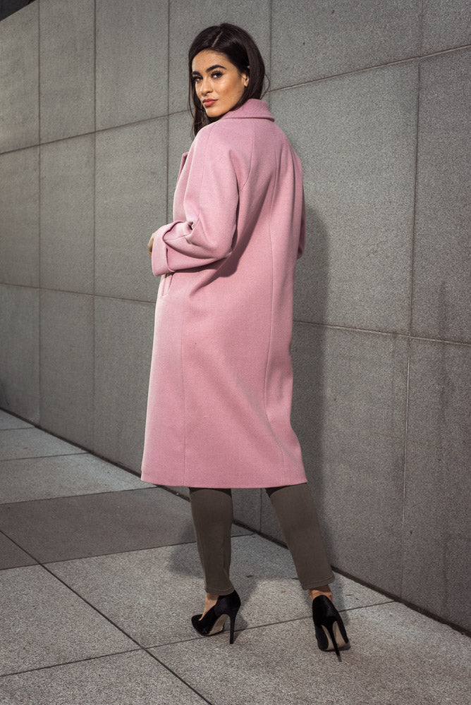 Παλτό με ρεβέρ στα μανίκια