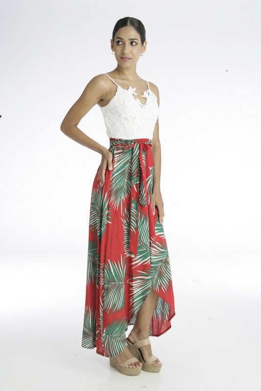 Φόρεμα με μπούστο από δανδέλα και εξώπλατο