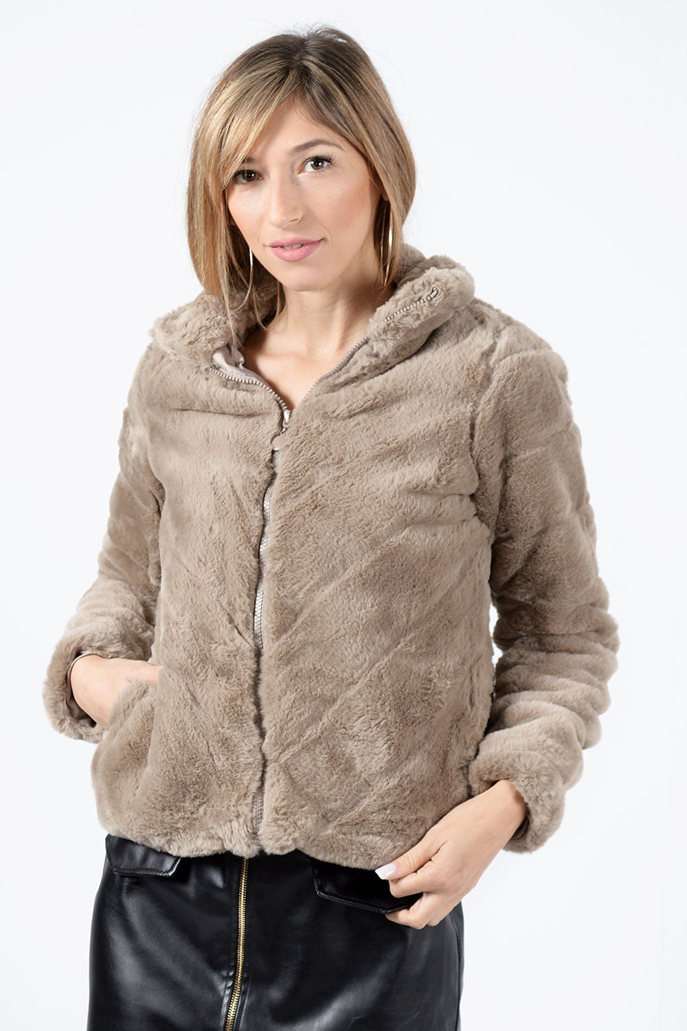 Γούνα κοντή με φερμουάρ