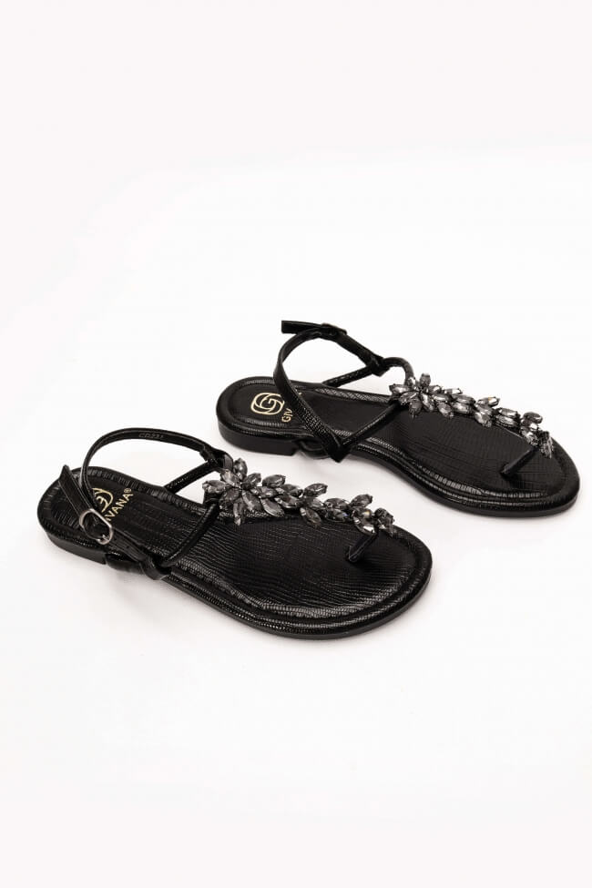 Sandals flat με διακοσμητικές πέτρες