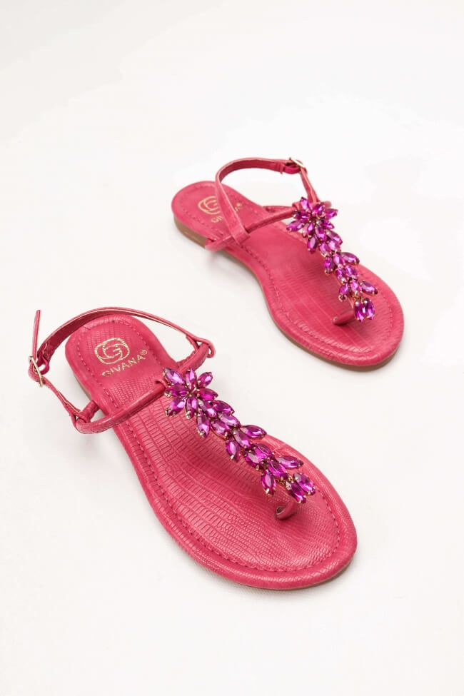 Sandals flat με διακοσμητικές πέτρες