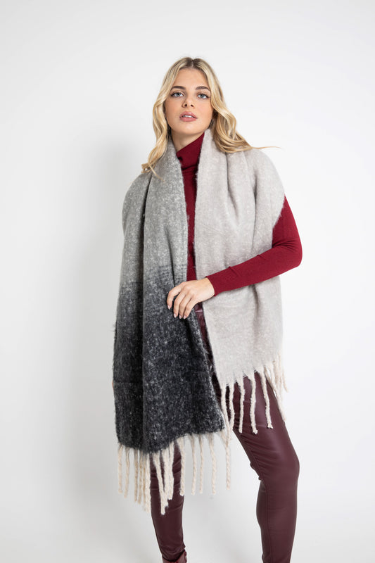 Εσάρπα / Κασκόλ τρίχρωμη με κρόσσια