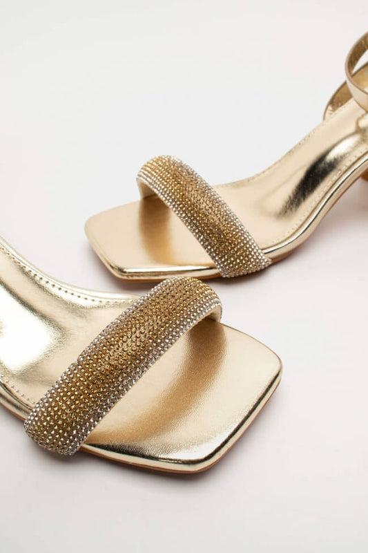 Πέδιλα με τετράγωνη μύτη & strass