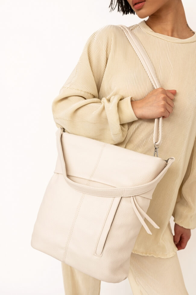 Τσάντα ώμου με φερμουάρ στο πλάι