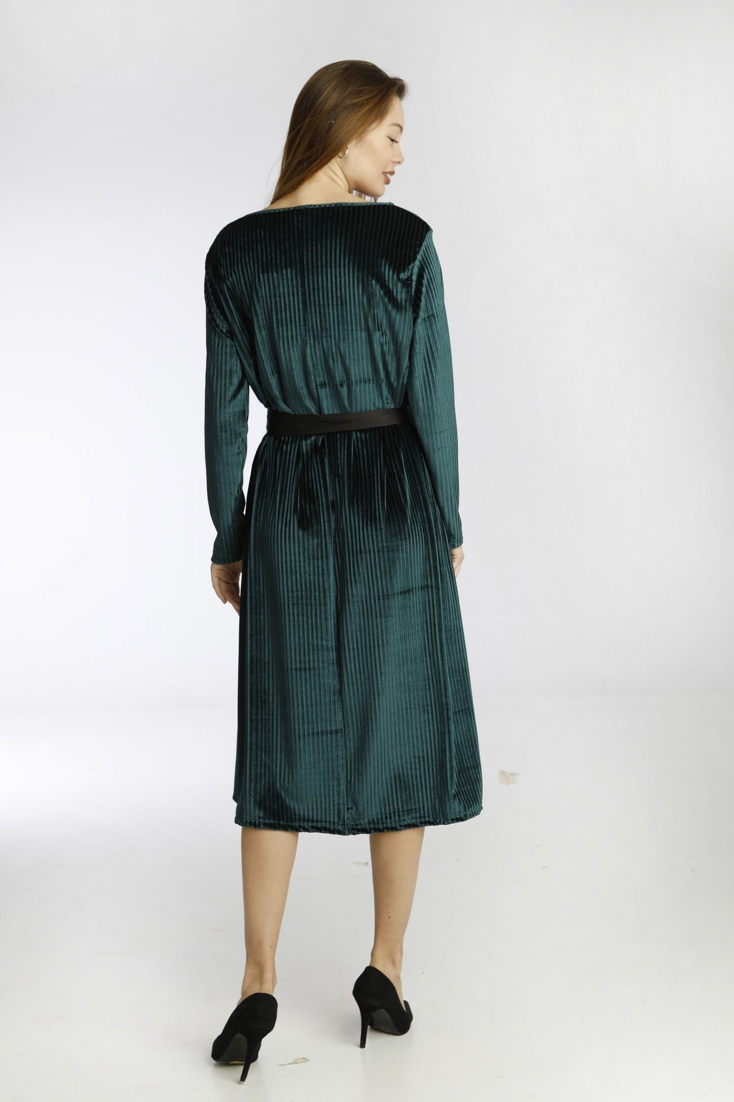 Φόρεμα πλισέ με ζώνη