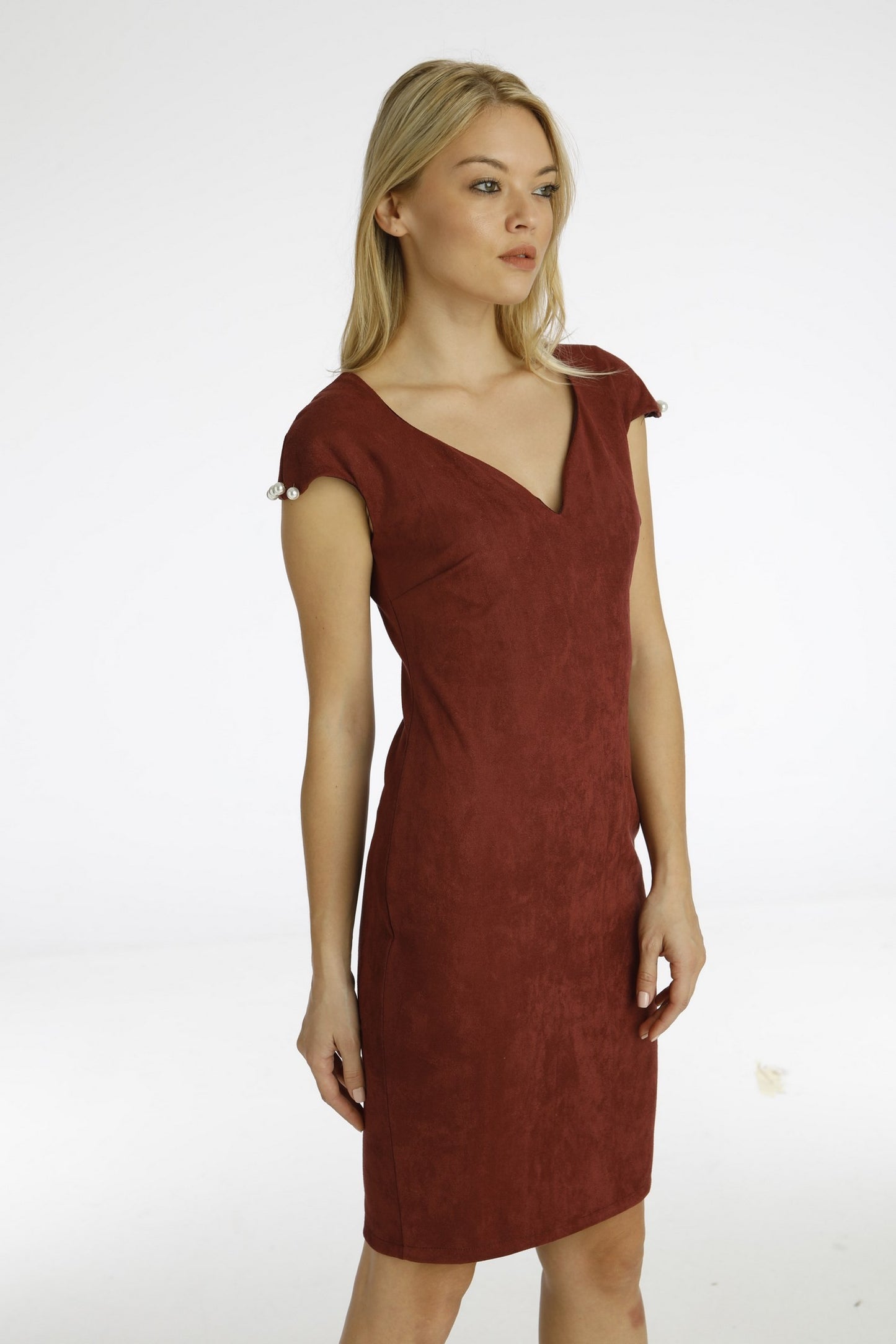Φόρεμα suede σε ίσια γραμμή