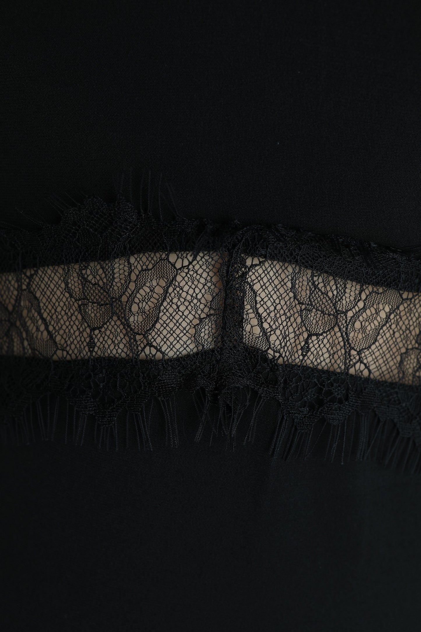 Φόρεμα μίνι με δανδέλα