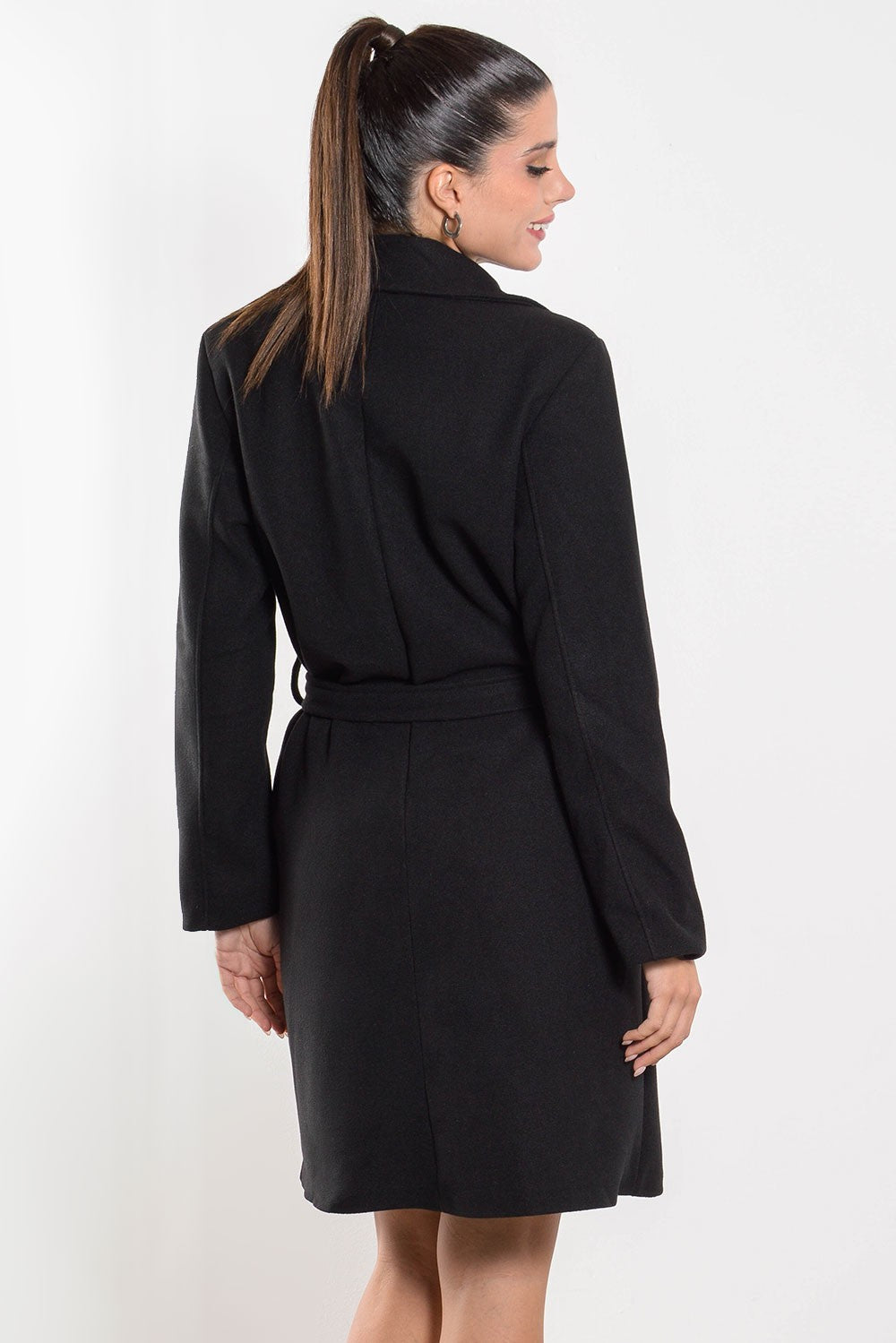 Ημίπαλτο με μεγάλο γιακά