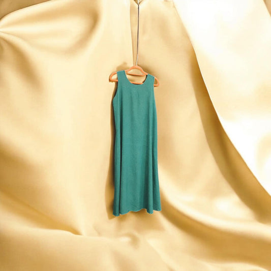 Φόρεμα αμάνικο detailed