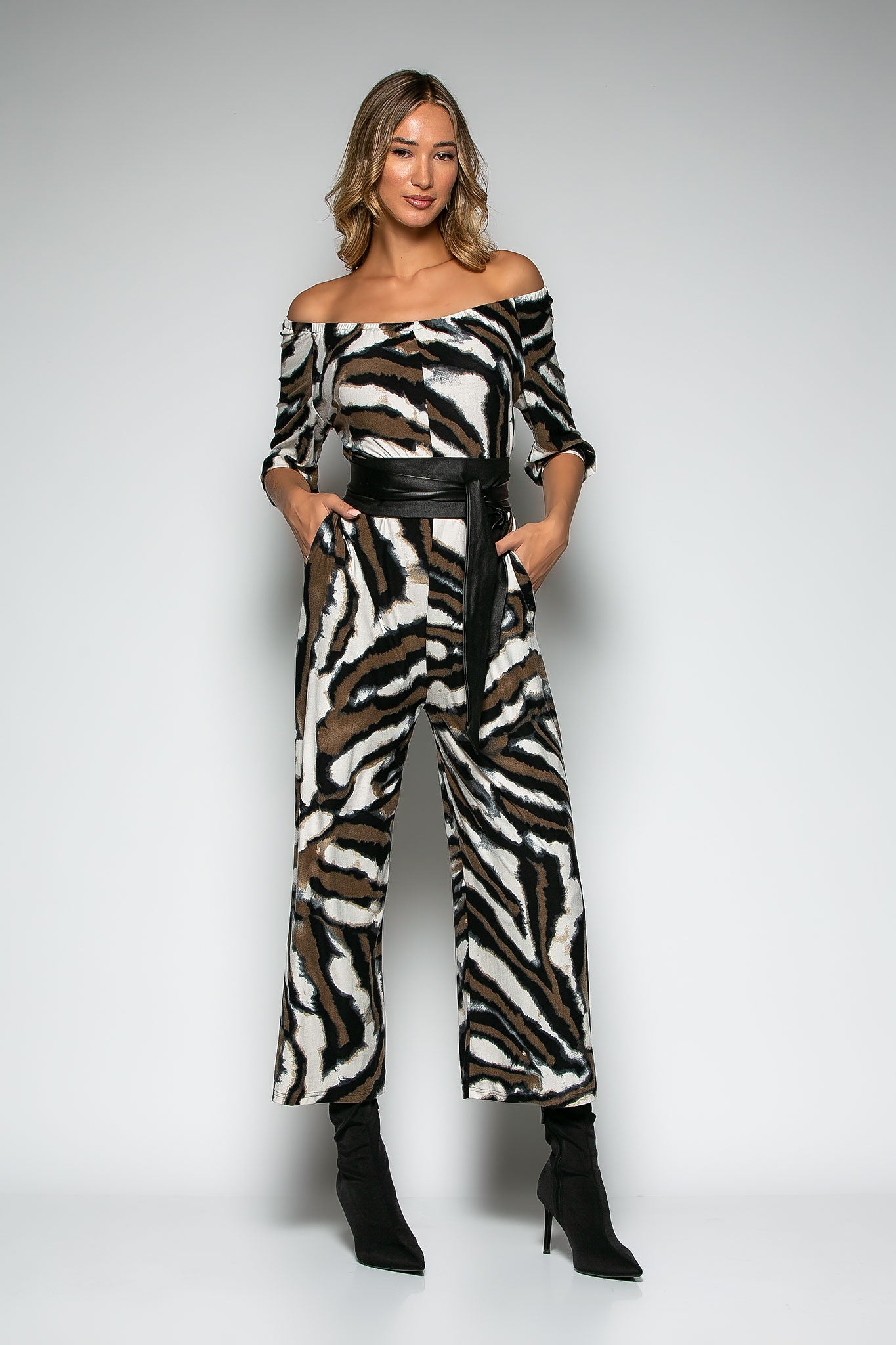 Ολόσωμη φόρμα έξωμη animal printed