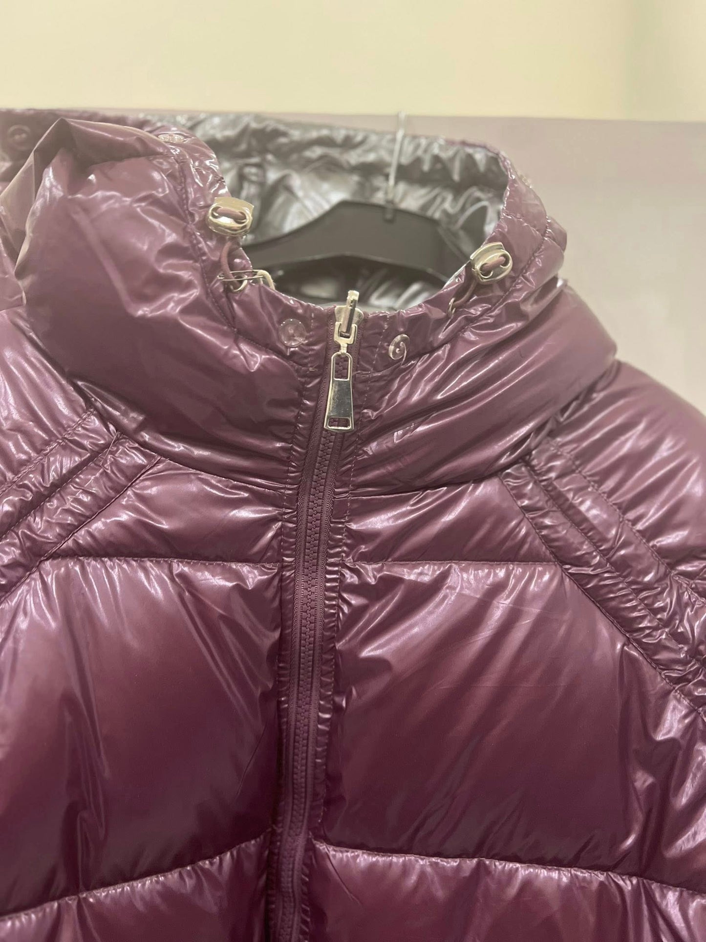 Puffer με κουκούλα