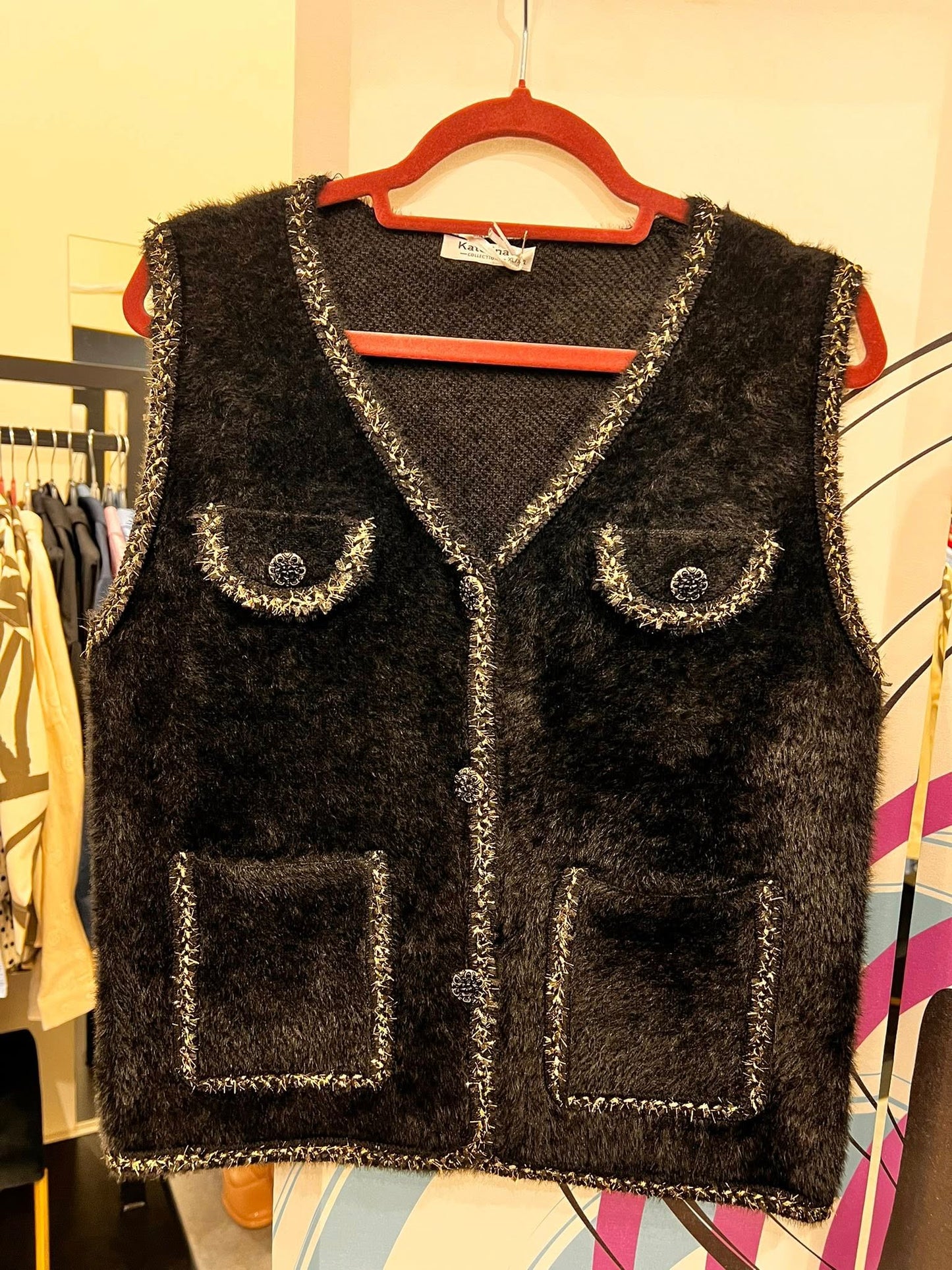 Γιλέκο γούνινο με lurex λεπτομέρειες