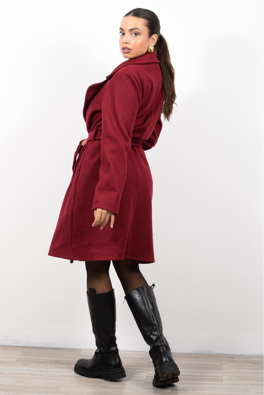 Ημίπαλτο με ζώνη