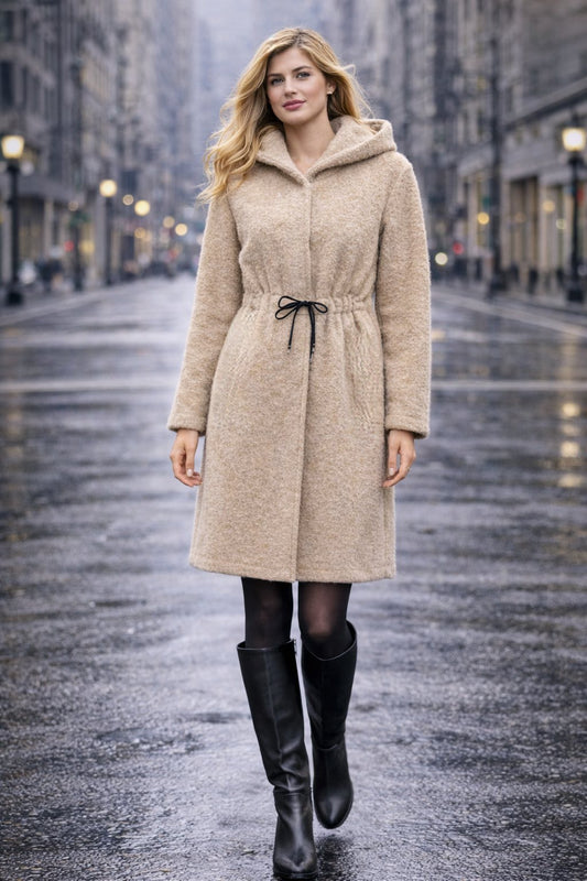 Παλτό μπουκλέ με σούρα στη μέση