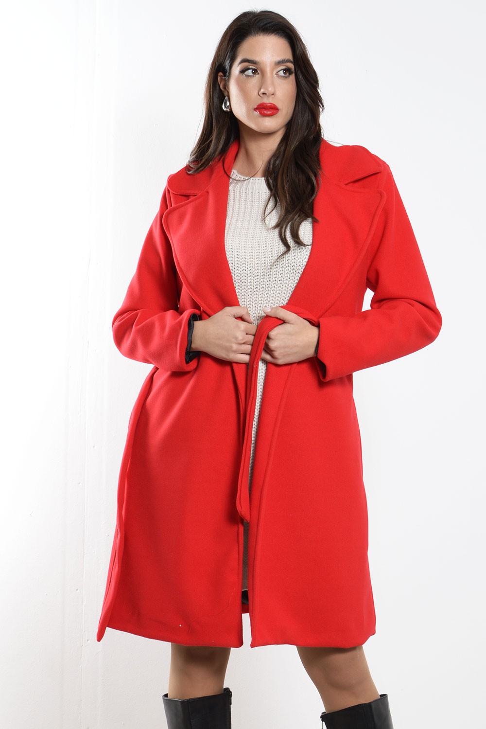 Ημίπαλτο με μεγάλο γιακά