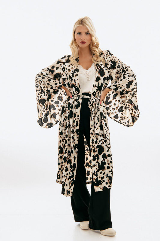 Kimonos satin animal printed