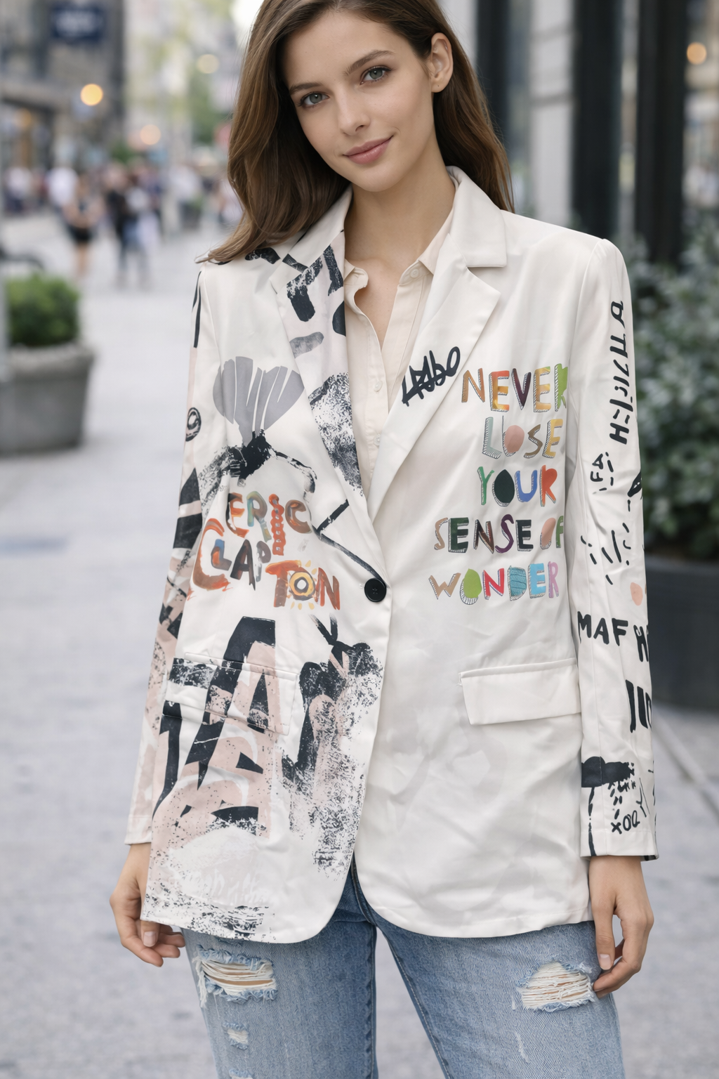Blazer με prints εντυπωσιακών σχεδίων