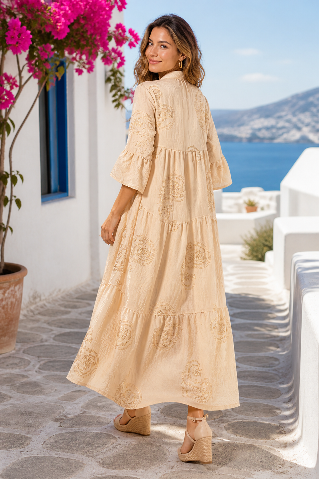 Φόρεμα oversized με κεντήματα