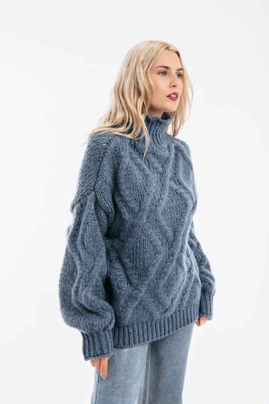 Pullover με κοτσίδες