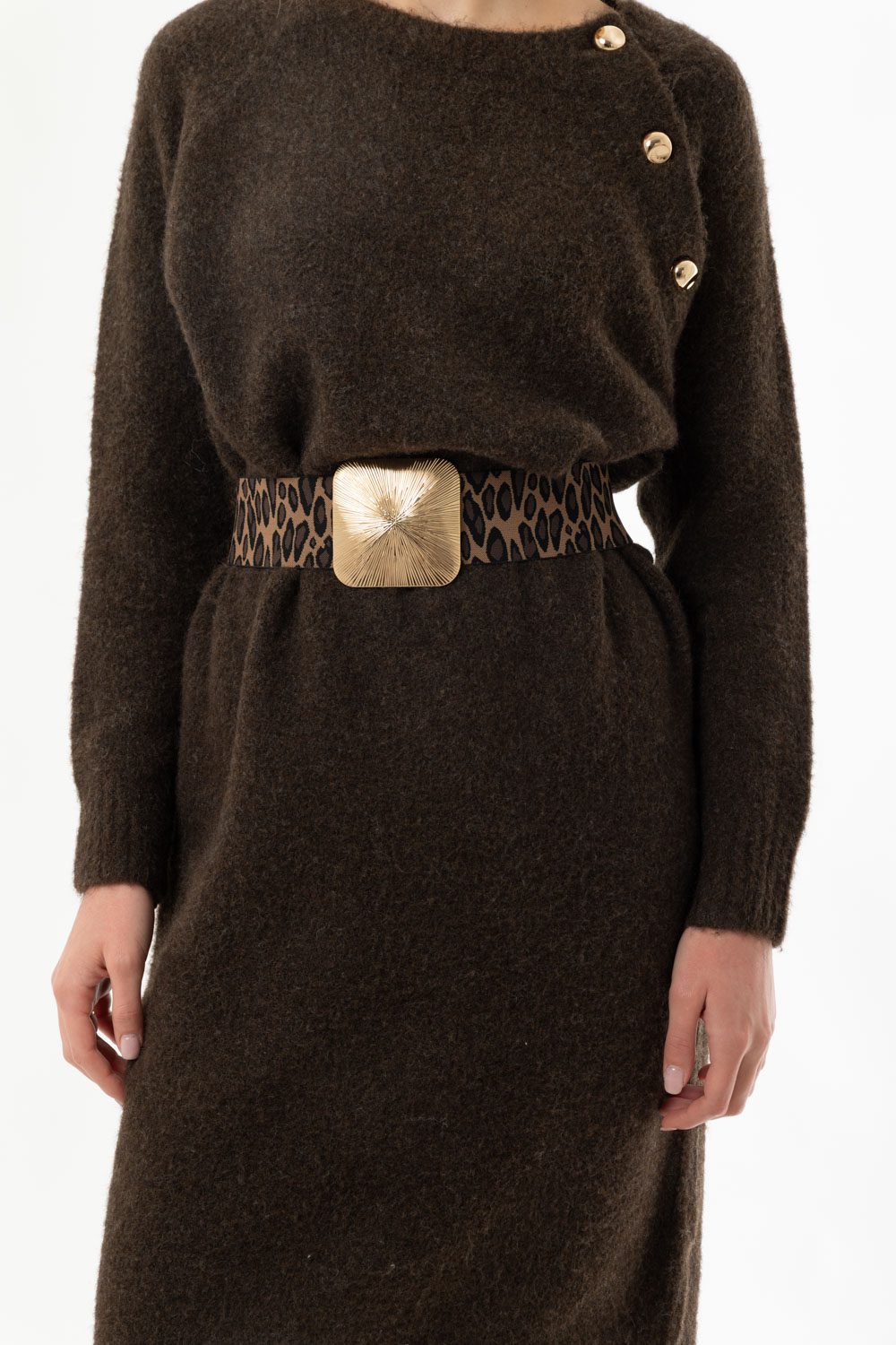 Φόρεμα midi πλεκτό με κουμπιά