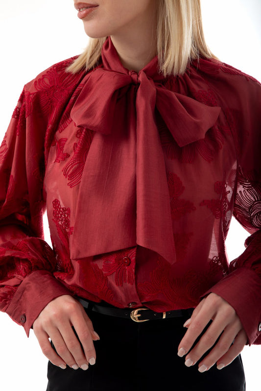 Πουκάμισο με κεντήματα και φιόγκο