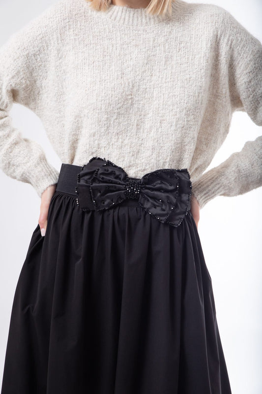 Ζώνη ελαστική με εντυπωσιακή αγκράφα