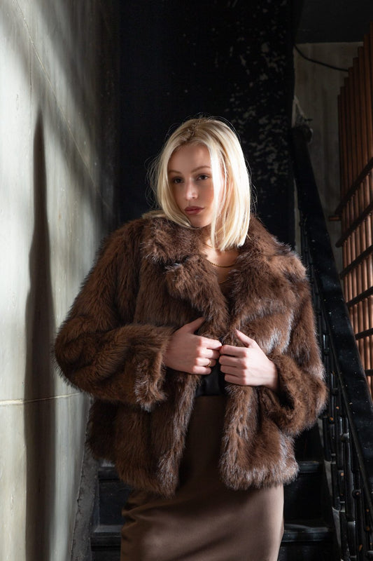 Jacket από οικολογική γούνα